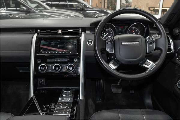2017 Land Rover Discovery TD6 HSE Series 5
