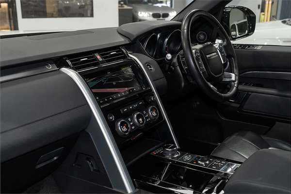 2017 Land Rover Discovery TD6 HSE Series 5