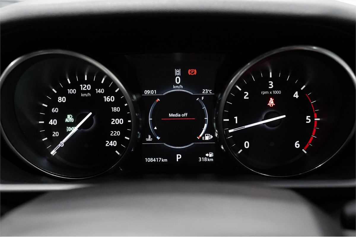 2017 Land Rover Discovery TD6 HSE Series 5