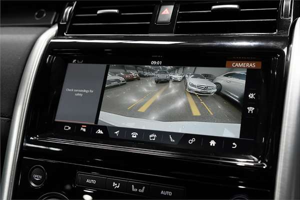 2017 Land Rover Discovery TD6 HSE Series 5