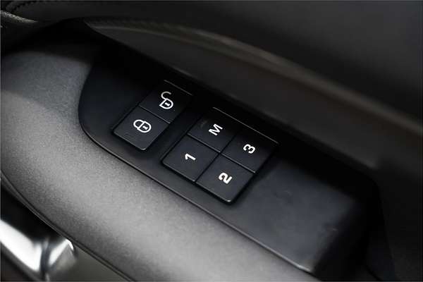 2017 Land Rover Discovery TD6 HSE Series 5