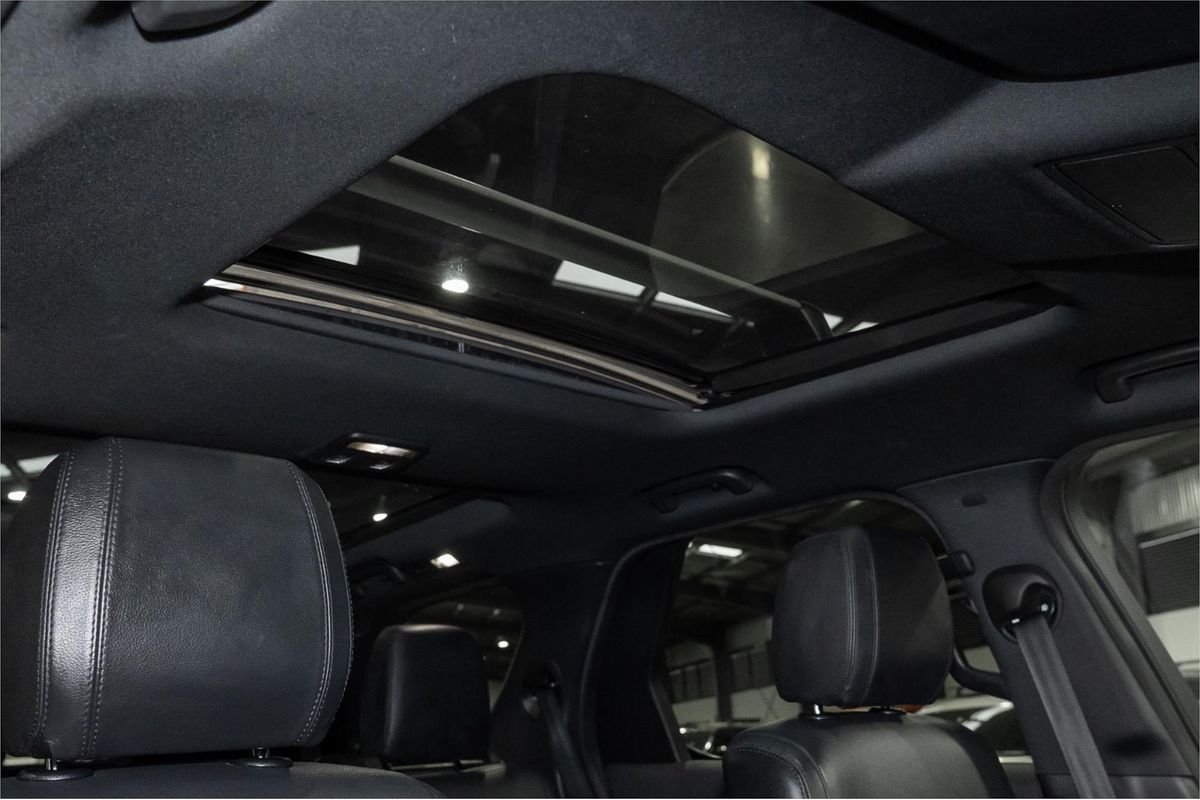 2017 Land Rover Discovery TD6 HSE Series 5