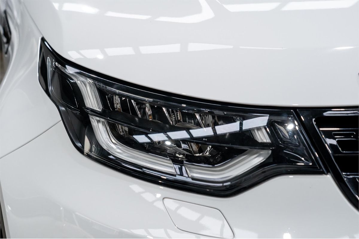 2017 Land Rover Discovery TD6 HSE Series 5