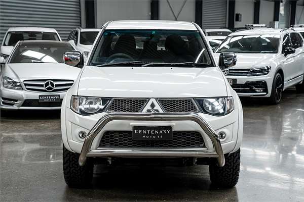2010 Mitsubishi Triton GLX-R MN 4X4