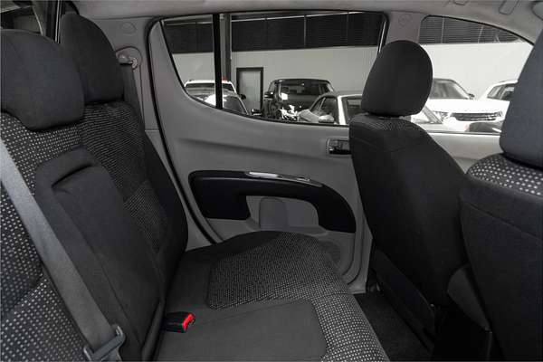 2010 Mitsubishi Triton GLX-R MN 4X4