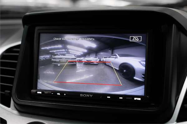 2010 Mitsubishi Triton GLX-R MN 4X4