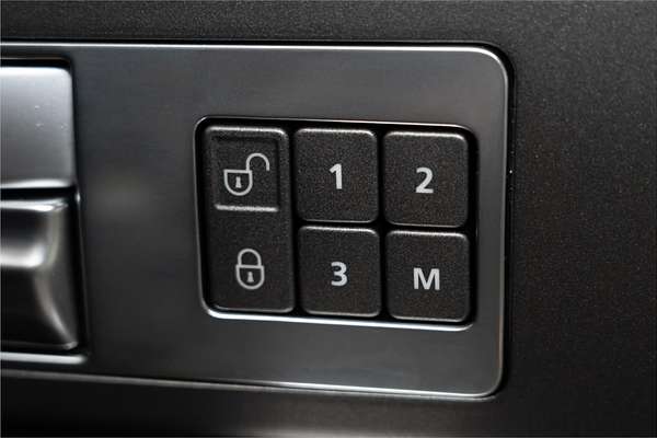 2016 Land Rover Discovery SDV6 HSE Series 4