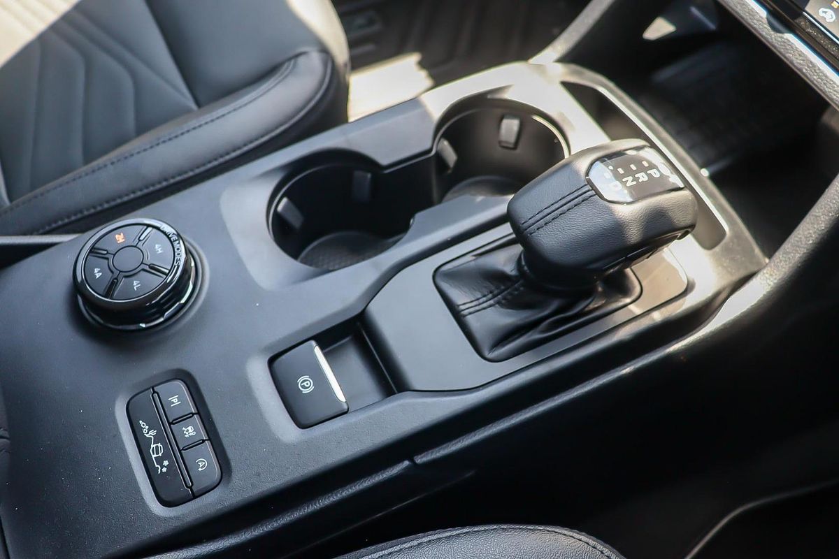 2025 Ford Everest Trend 2.0L