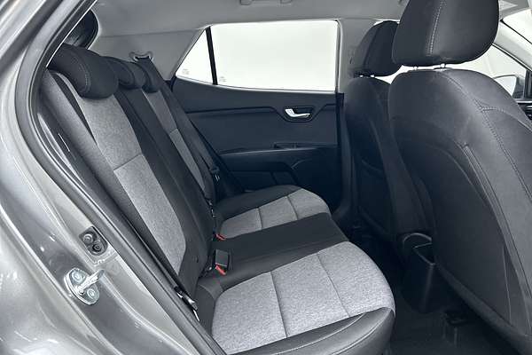 2024 Kia Stonic S YB