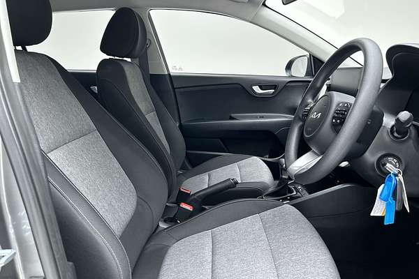 2024 Kia Stonic S YB