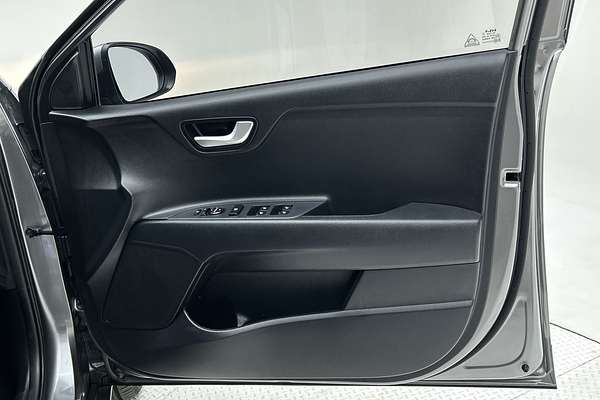 2024 Kia Stonic S YB