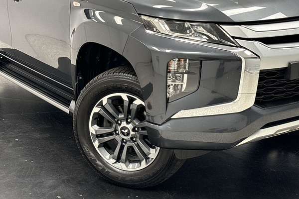 2020 Mitsubishi Triton GLX MR 4X4