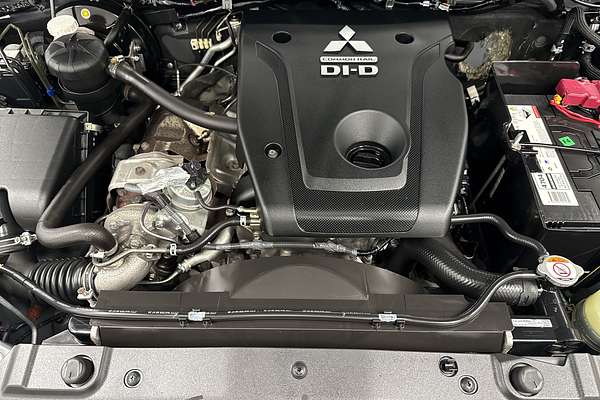 2020 Mitsubishi Triton GLX MR 4X4