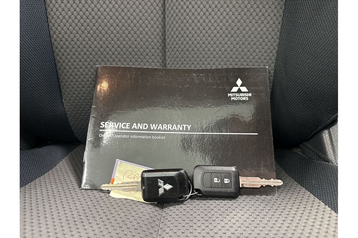 2020 Mitsubishi Triton GLX MR 4X4