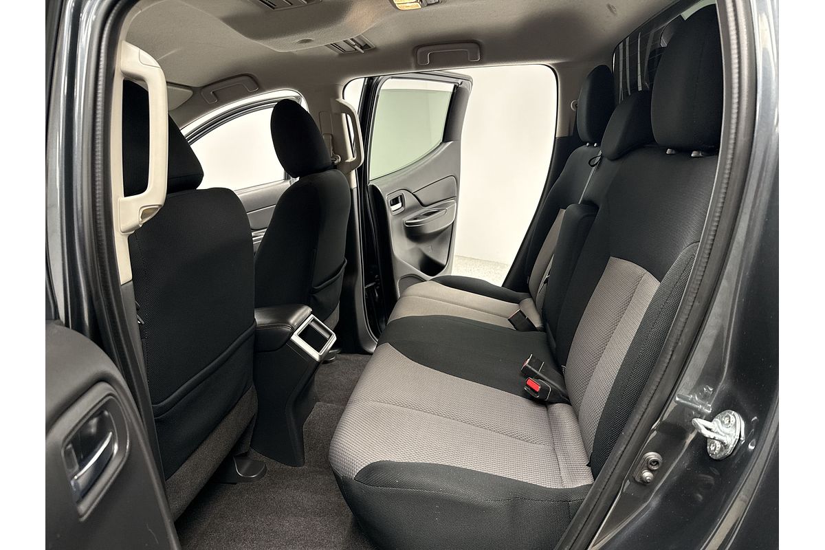 2020 Mitsubishi Triton GLX MR 4X4