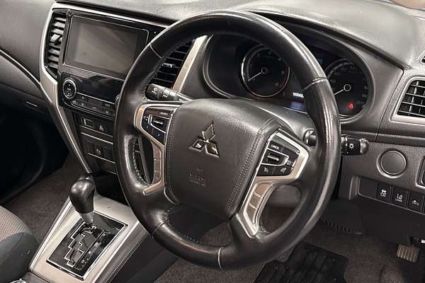 2020 Mitsubishi Triton GLX MR 4X4