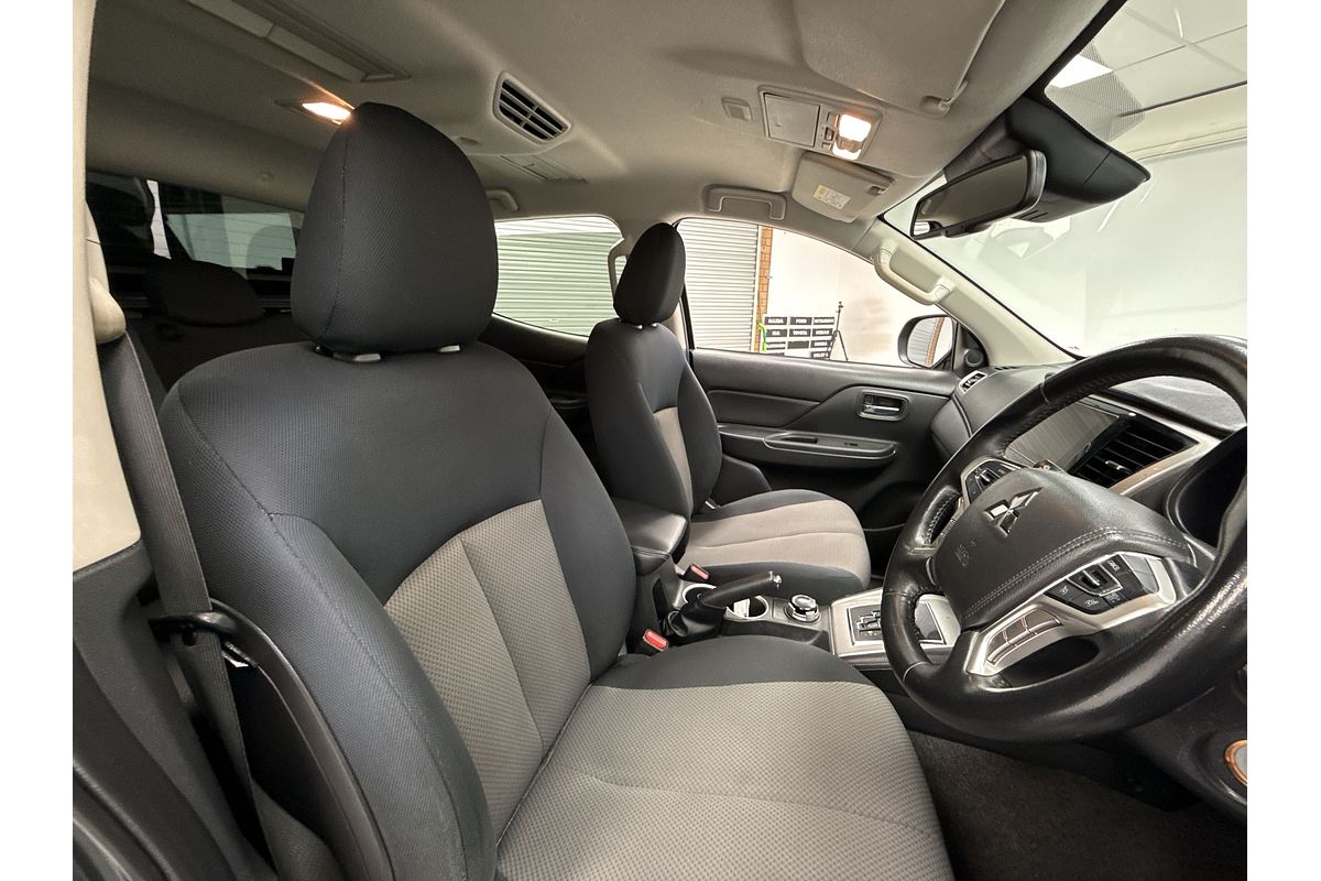 2020 Mitsubishi Triton GLX MR 4X4