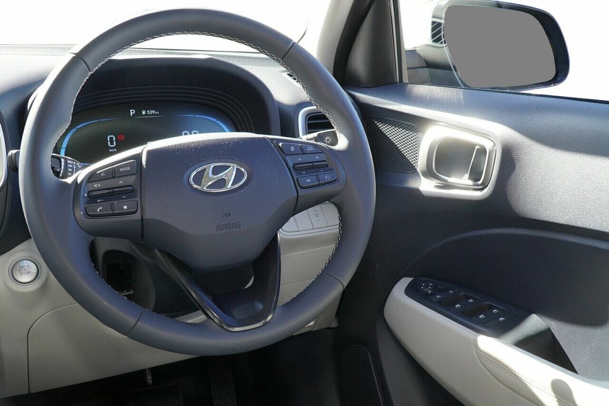 2025 Hyundai Venue Elite QX.V5