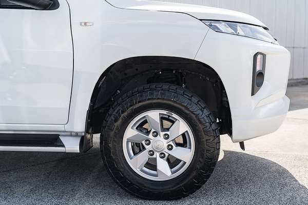 2019 Mitsubishi Triton GLX+ MR 4X4