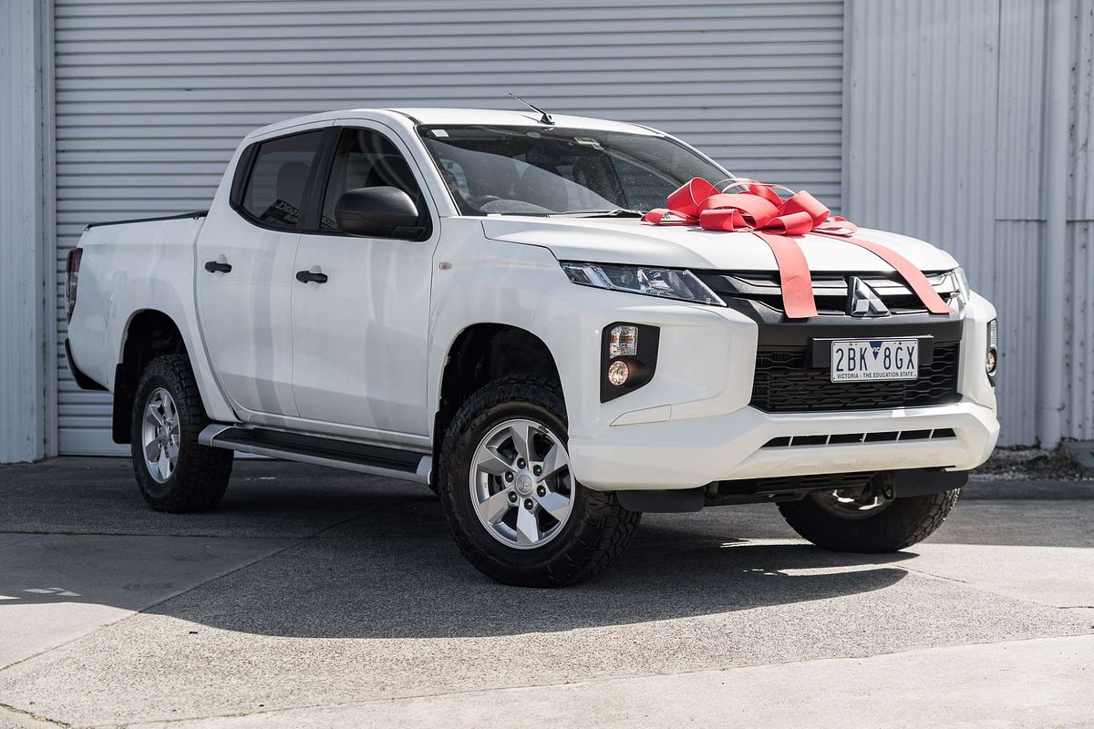 2019 Mitsubishi Triton GLX+ MR 4X4