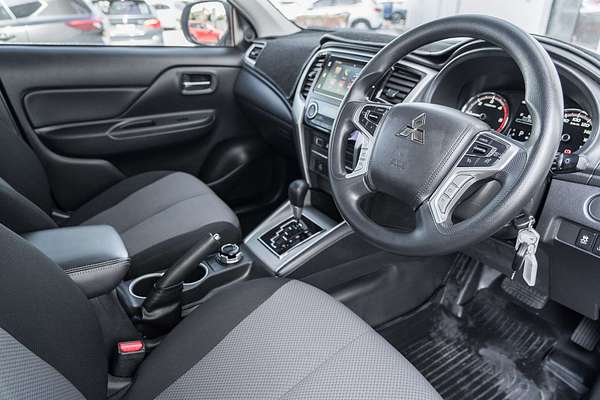 2019 Mitsubishi Triton GLX+ MR 4X4