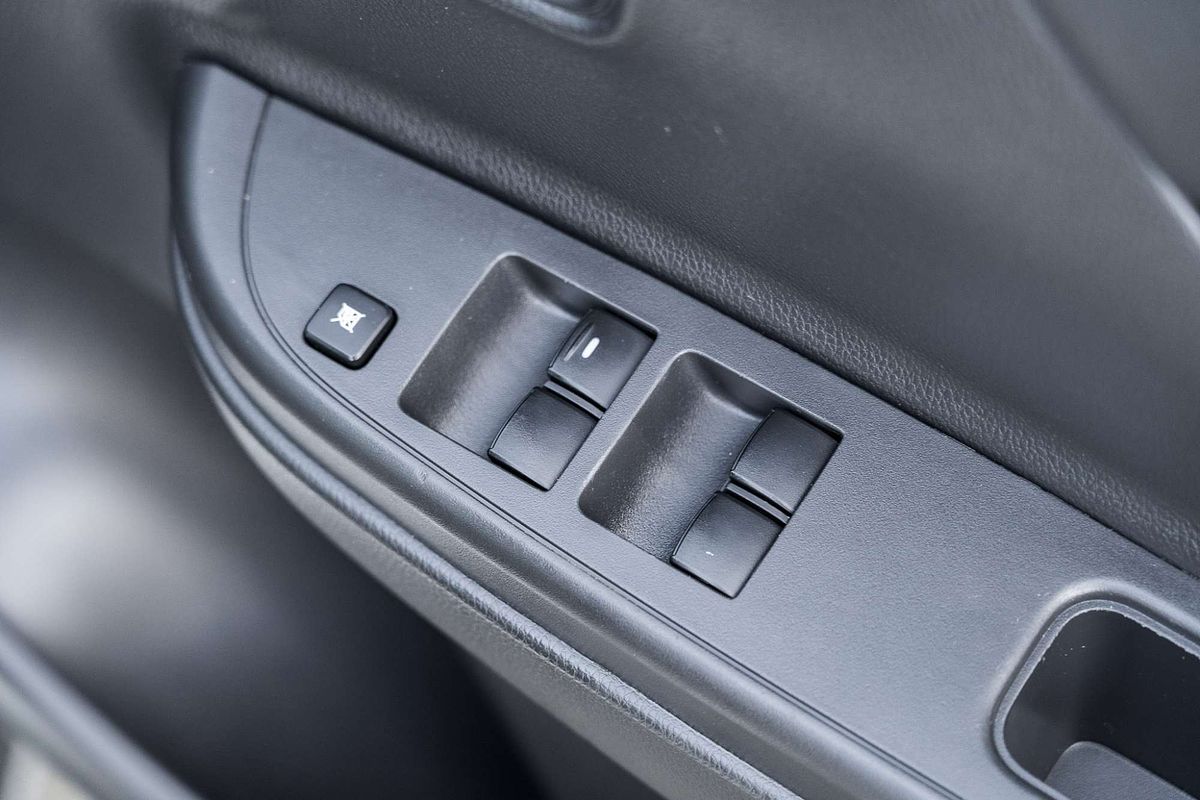 2019 Mitsubishi Triton GLX+ MR 4X4