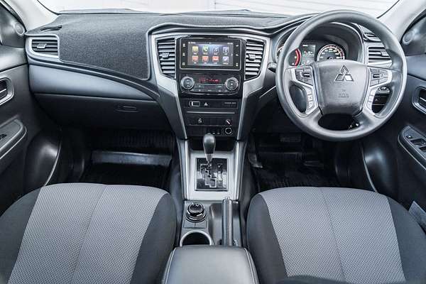 2019 Mitsubishi Triton GLX+ MR 4X4