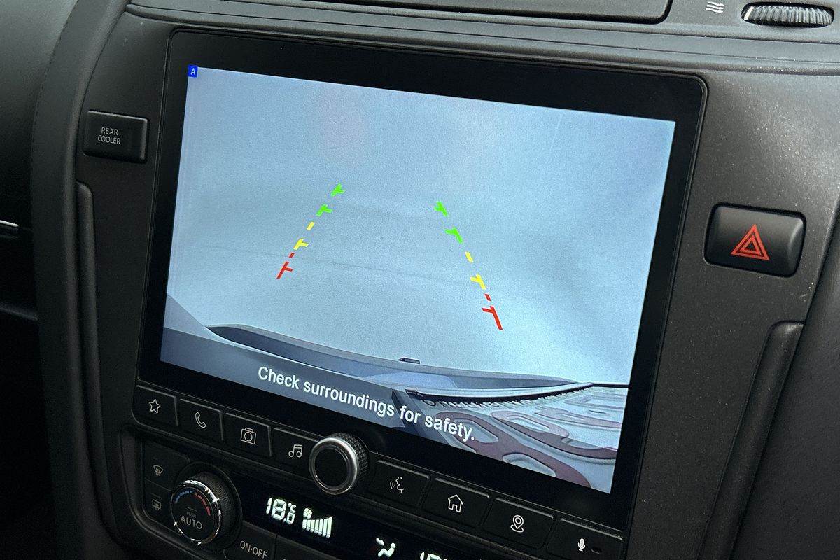 2024 Nissan Patrol Ti Y62