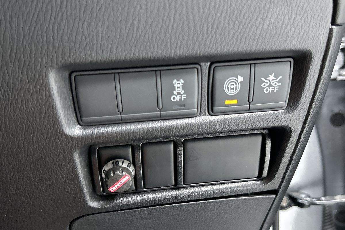 2024 Nissan Patrol Ti Y62