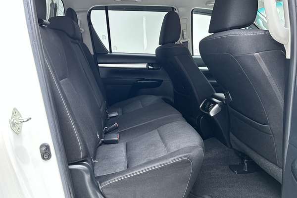 2020 Toyota Hilux SR5 GUN126R 4X4