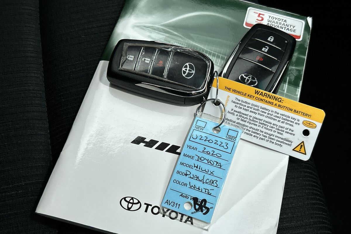 2020 Toyota Hilux SR5 GUN126R 4X4