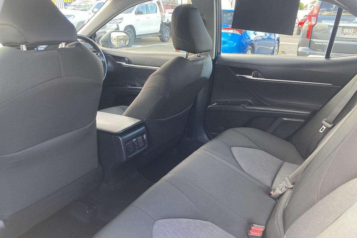 2020 Toyota Camry Ascent Sport AXVH71R