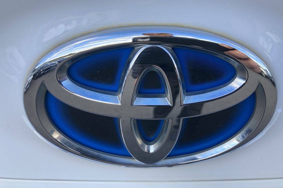 2020 Toyota Camry Ascent Sport AXVH71R