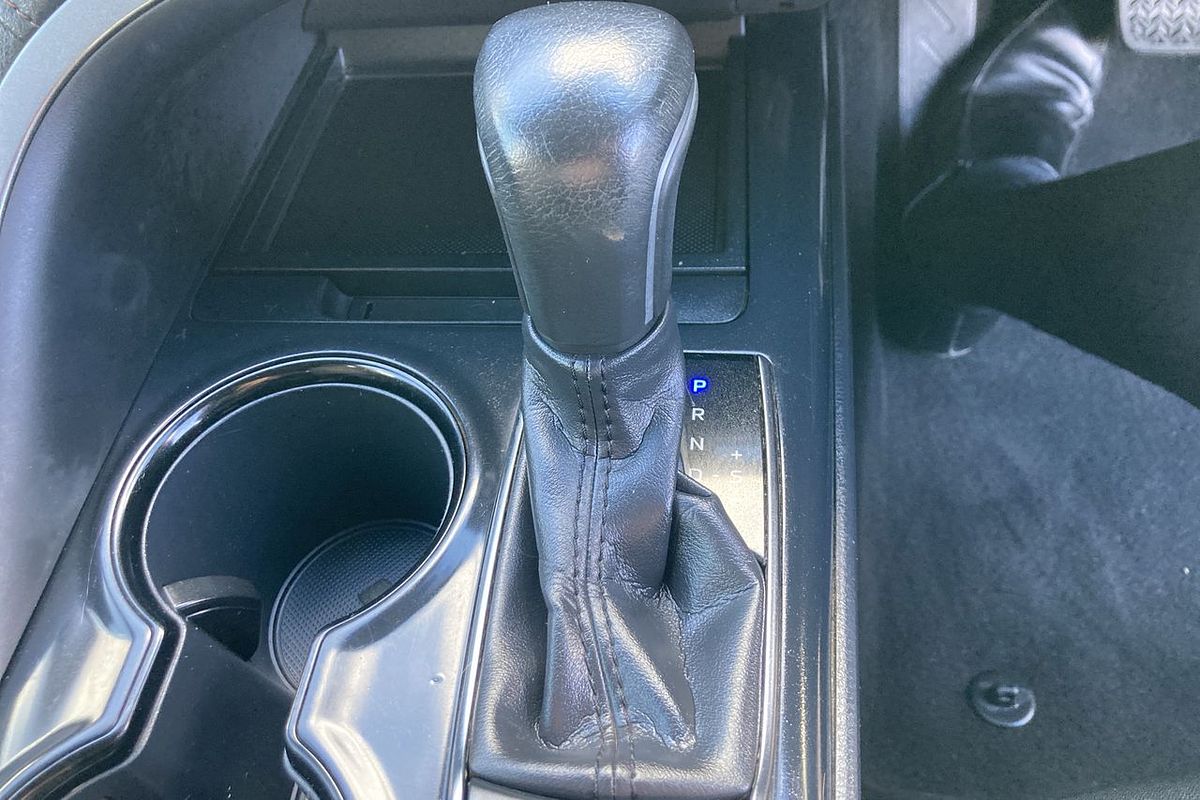 2020 Toyota Camry Ascent Sport AXVH71R