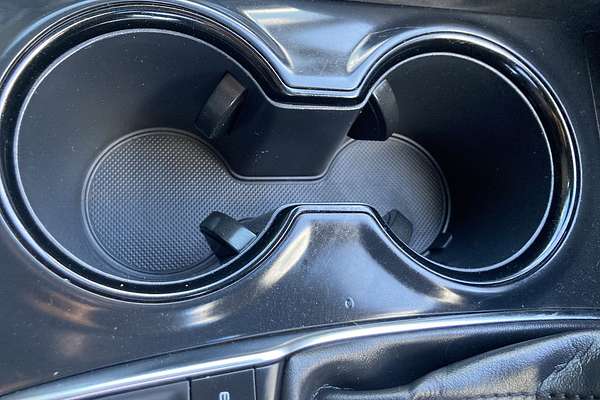 2020 Toyota Camry Ascent Sport AXVH71R