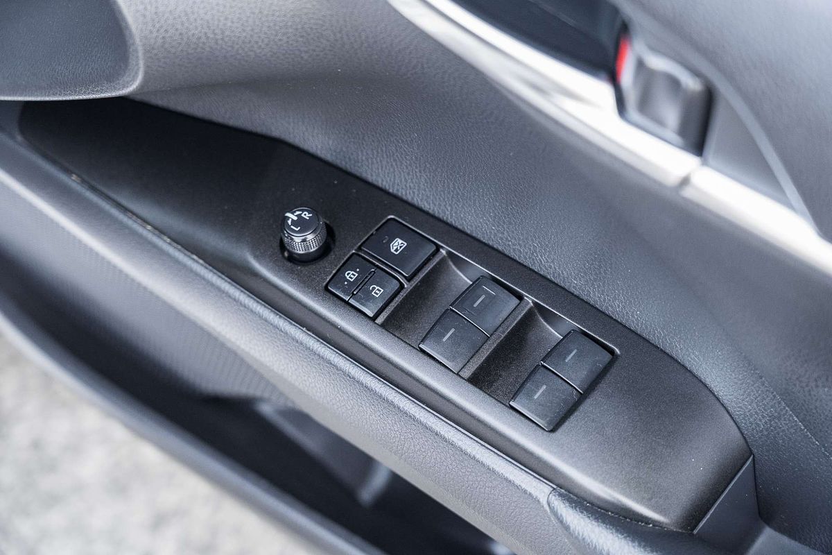 2023 Toyota Camry Ascent AXVH70R