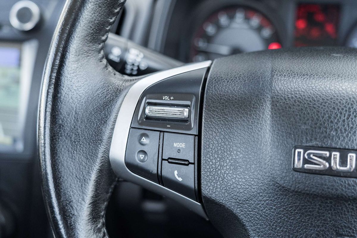 2019 Isuzu D-MAX SX High Ride Rear Wheel Drive