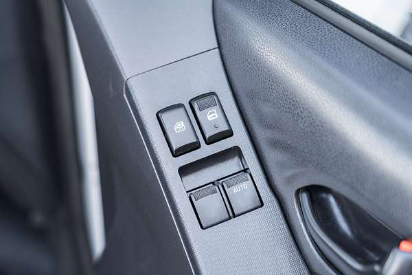 2019 Isuzu D-MAX SX High Ride Rear Wheel Drive