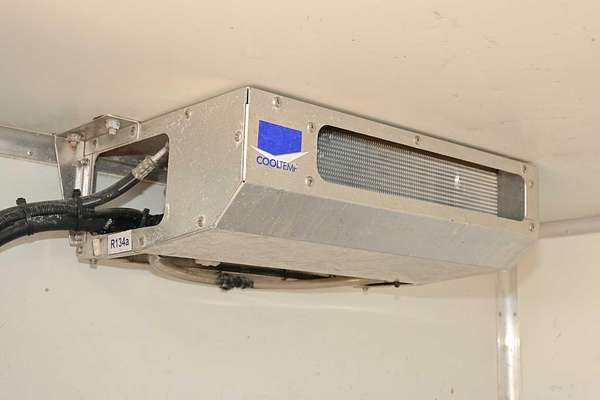 2006 Toyota Hilux Workmate TGN16R Rear Wheel Drive