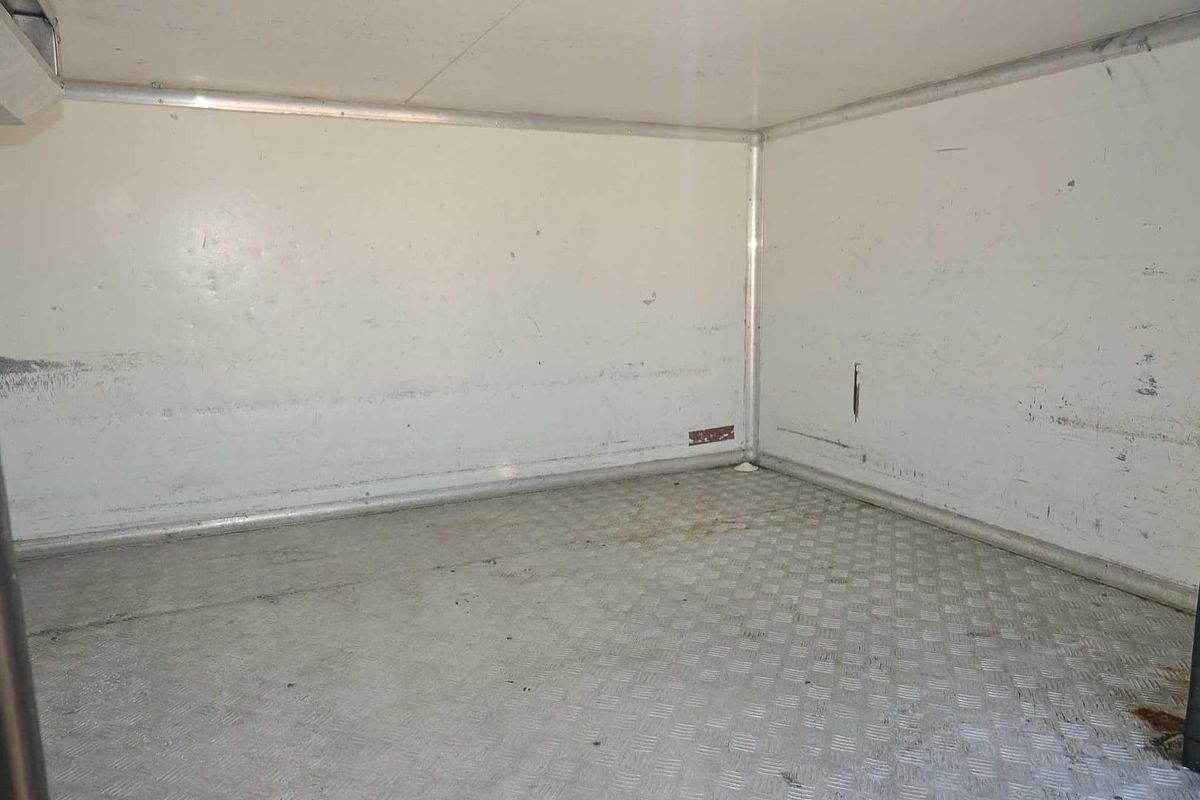 2006 Toyota Hilux Workmate TGN16R Rear Wheel Drive