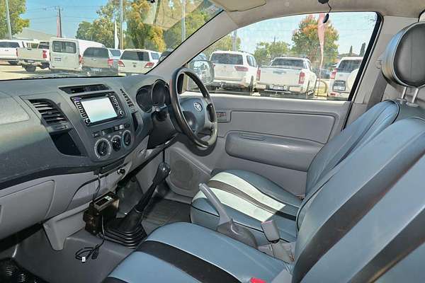 2006 Toyota Hilux Workmate TGN16R Rear Wheel Drive