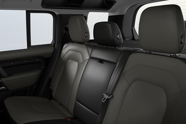 2025 Land Rover Defender 90 D250 S L663