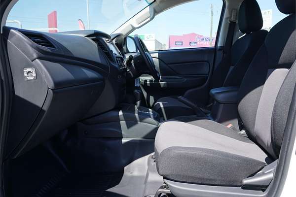 2022 Mitsubishi Triton GLX MR Rear Wheel Drive