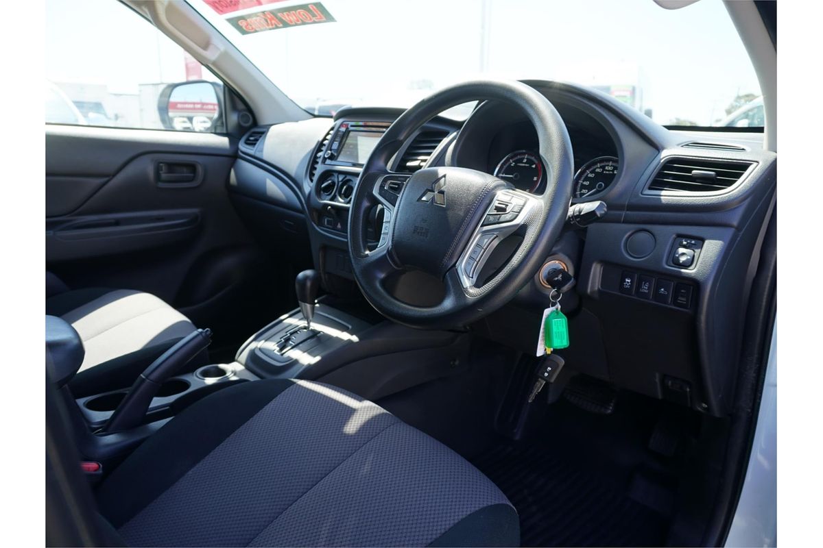 2022 Mitsubishi Triton GLX MR Rear Wheel Drive