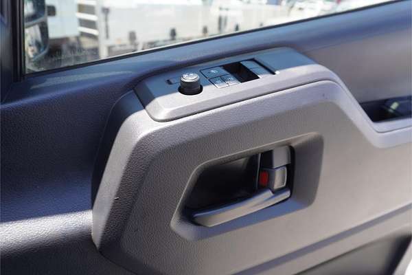 2020 Toyota Hiace Commuter GDH322R ELWB High Roof