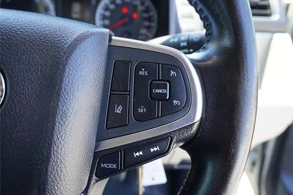 2020 Toyota Hiace Commuter GDH322R ELWB High Roof