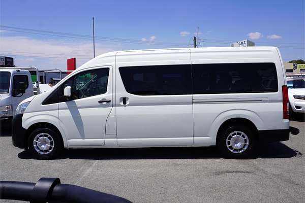 2020 Toyota Hiace Commuter GDH322R ELWB High Roof