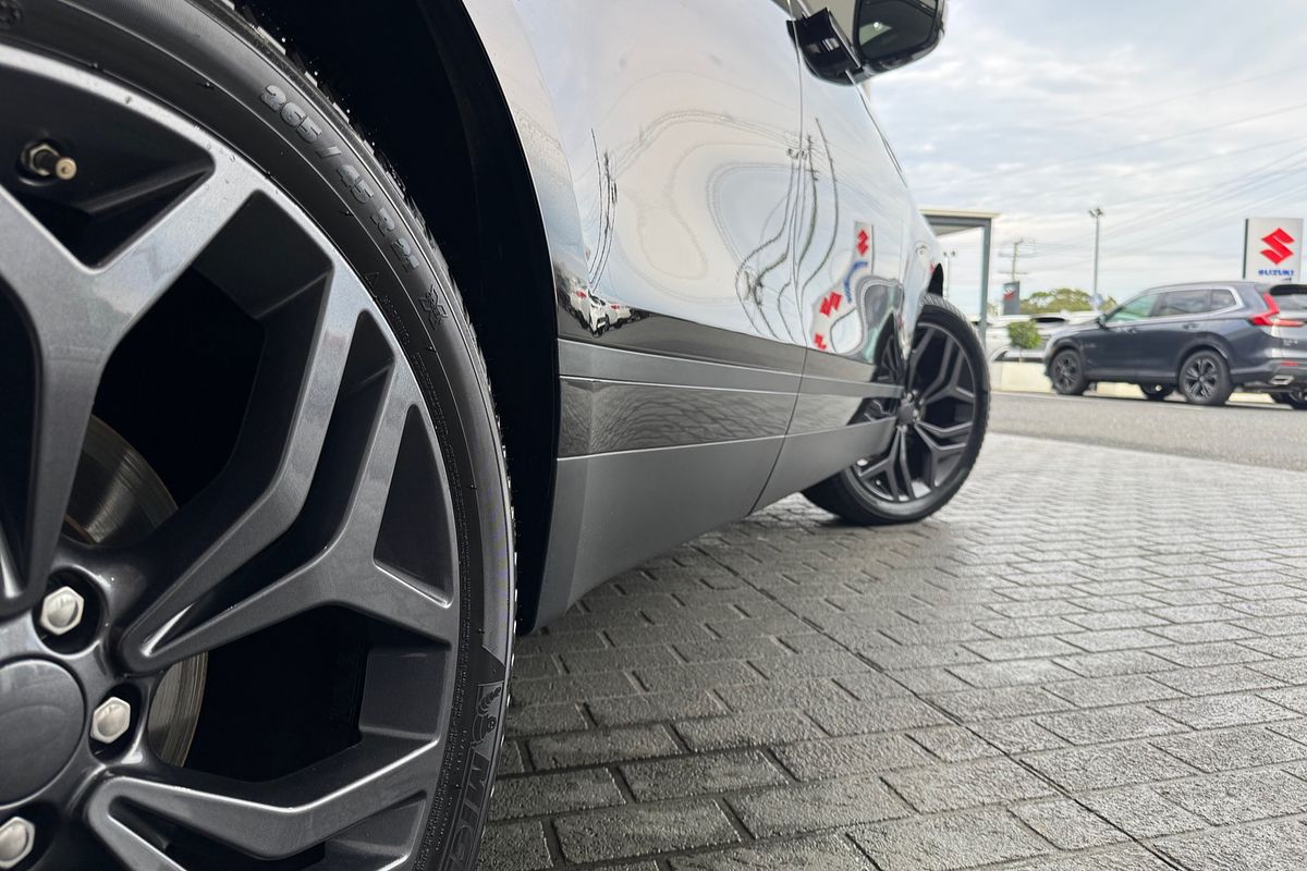 2019 Land Rover Range Rover Velar D240 SE L560