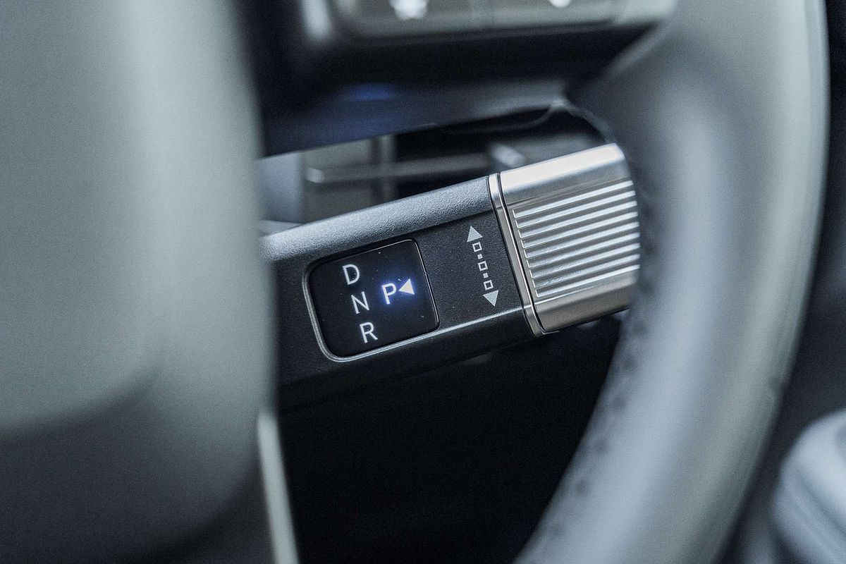 2025 Hyundai Santa Fe Hybrid Calligraphy MX5.V2