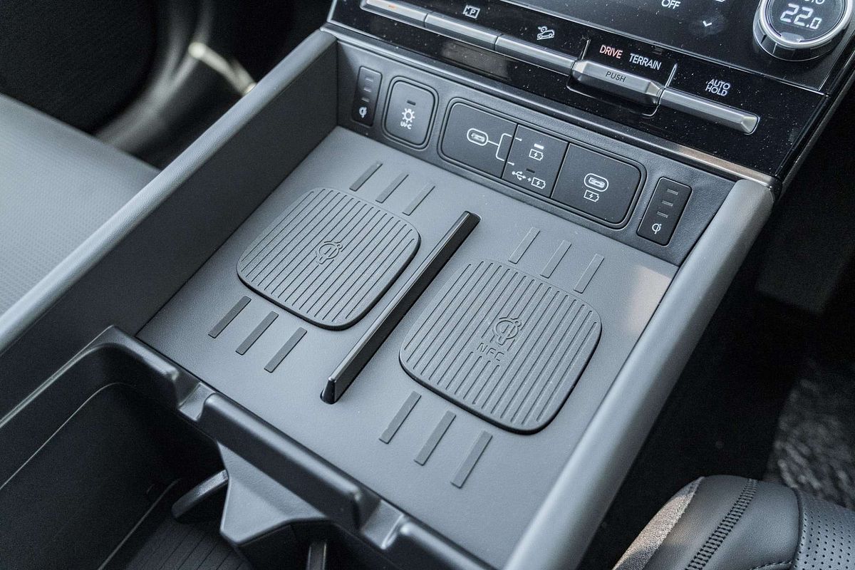 2025 Hyundai Santa Fe Hybrid Calligraphy MX5.V2